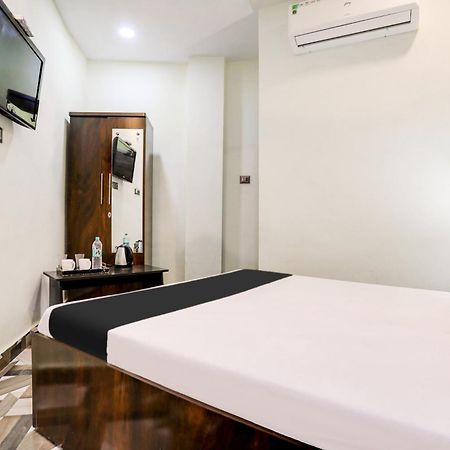 Hotel O Rmd Hotel Raipur  Bagian luar foto
