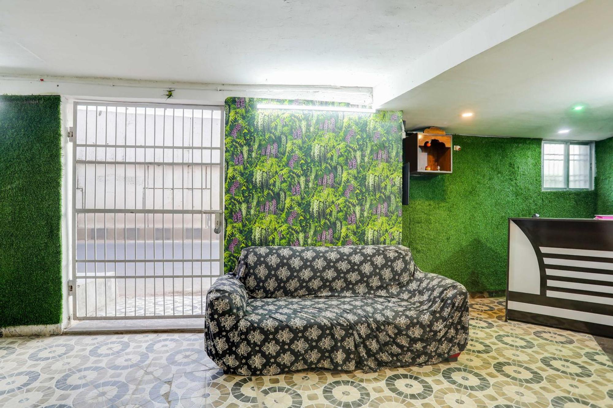 Hotel O Rmd Hotel Raipur  Bagian luar foto